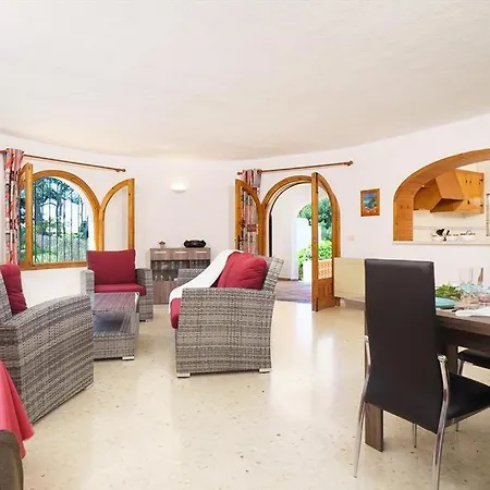 Bernia Hotel